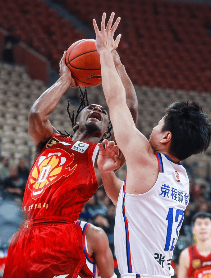 爱游戏下载-今晨AC米兰备战CBA常规赛，迎来里程碑细节曝光，信心回归，高层口径保持一致(ac米兰转会最新动态汇总最新)