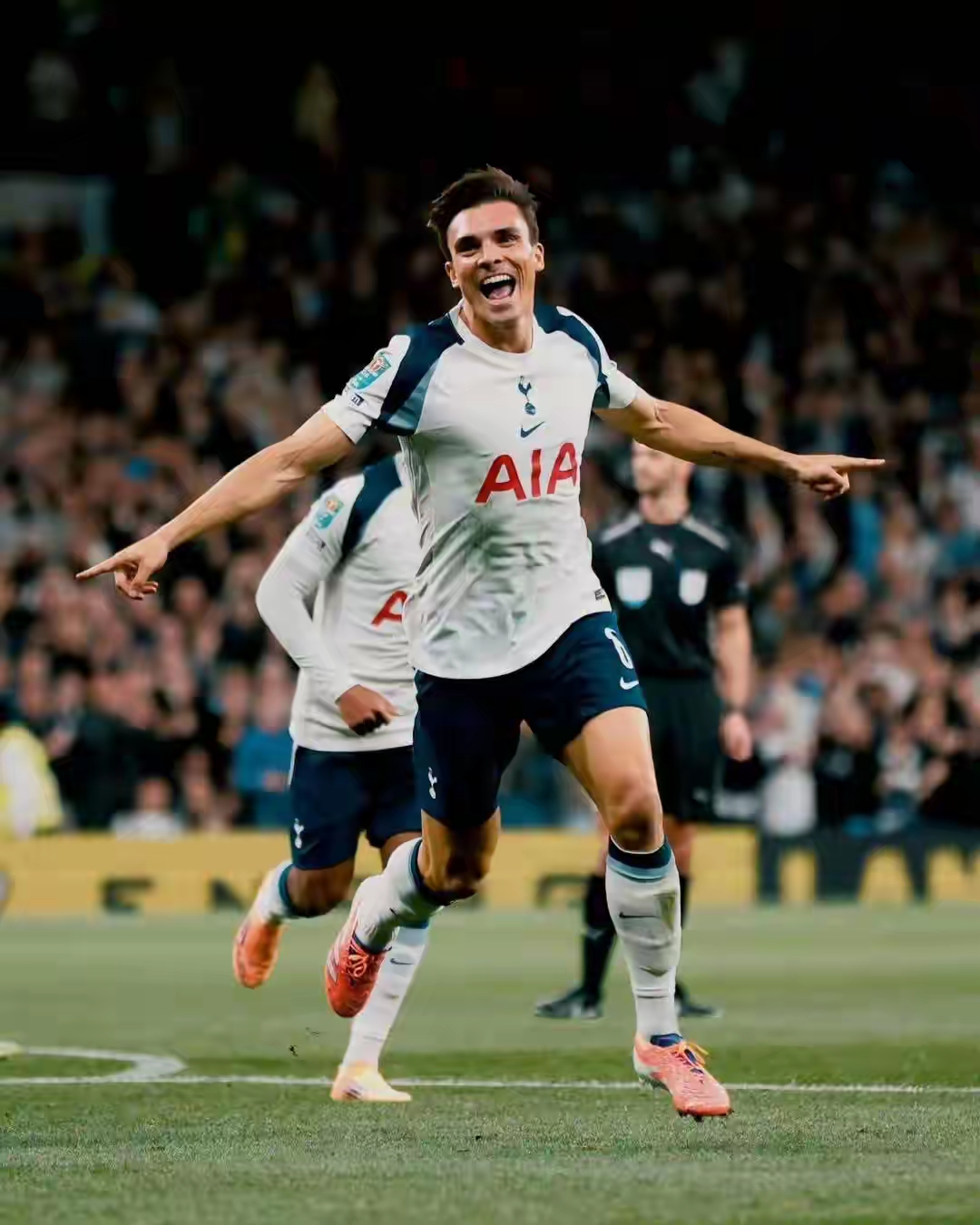 尤文图斯对阵斯图加特