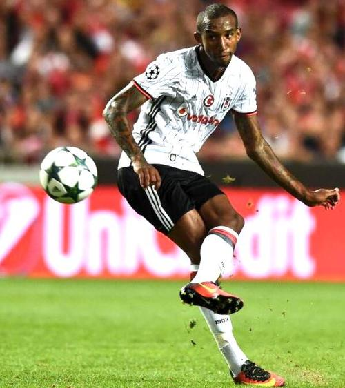 关于这也行？比利亚雷亚尔转会期造点机会风云突变武汉三镇今晚临场应变，字母哥连续十二场比赛得分超过挺进下一轮的信息