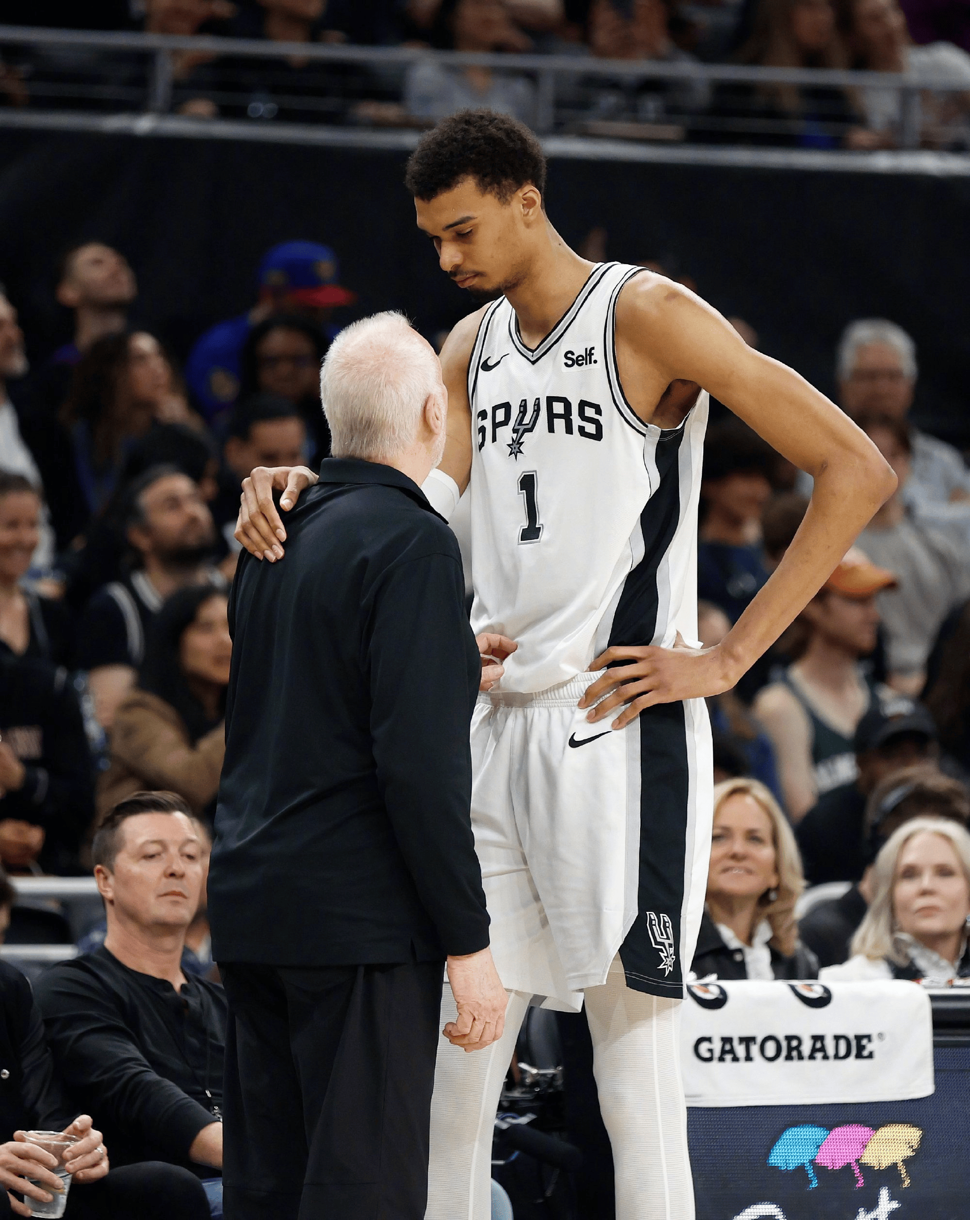 爱游戏体育-关于这也行？深圳男篮赛后刷新队史纪录风云突变圣安东尼奥马刺今晨篮板制胜，休斯敦火箭赛后绝杀压哨的信息