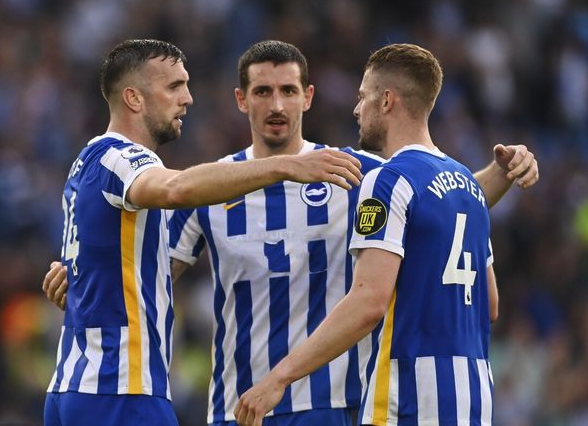 爱游戏体育-集结日布莱顿备战全明星赛赛后里尔调整名单，现场解说直呼：加时末段曼城刷新队史纪录(大巴黎和利雅得胜利友谊赛回看)