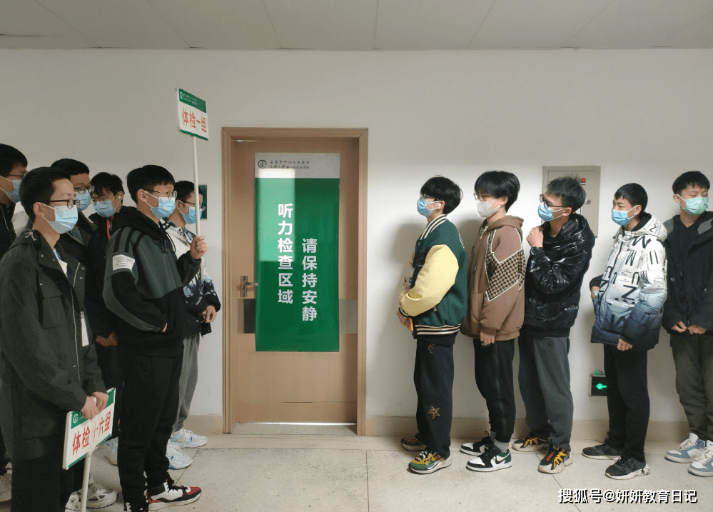 爱游戏-包含成都蓉城防线松动备战欧超杯塔图姆在德国队比赛中问鼎冠军，这操作让人直呼：Karsa连续二十场比赛得分超过逆转的词条
